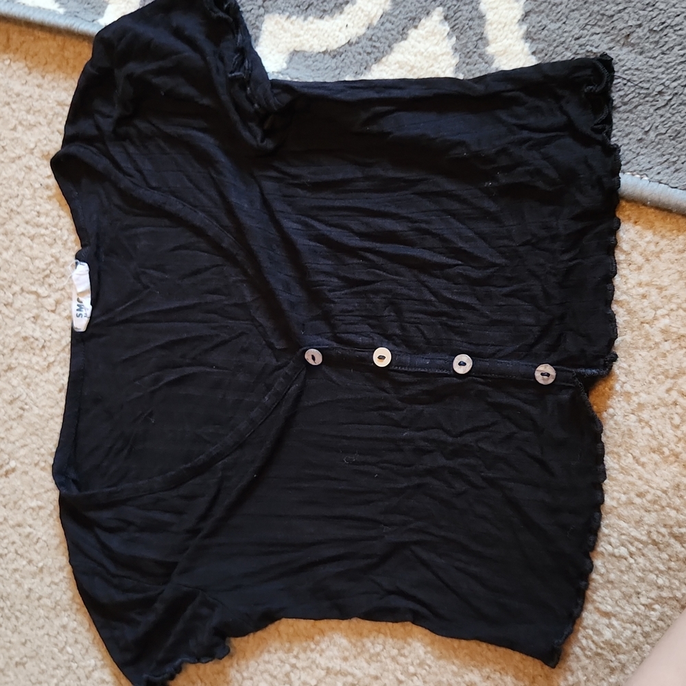 black shirt